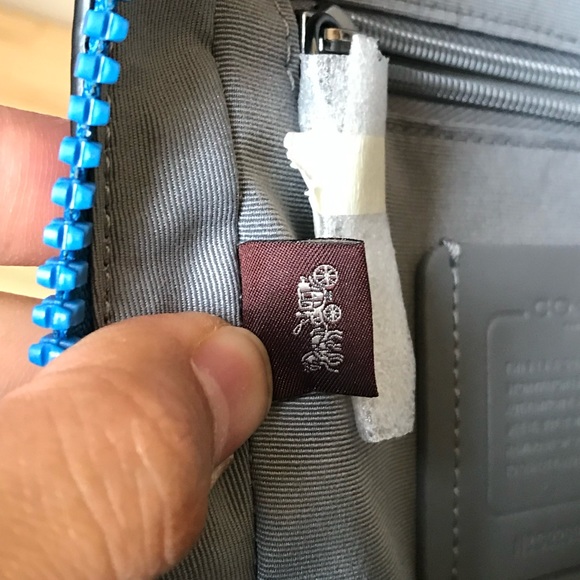 ✅Coach Sling Pack Men - Picture 10 of 13